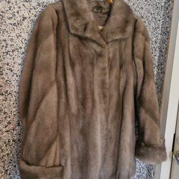 Натуральная Норковая шуба. RÜ 105 -110 cm.