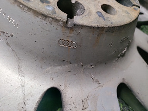 Audi originaal (3 foto / 3)