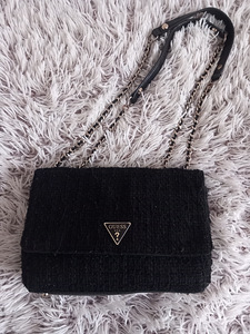 Сумка GUESS (3 фото из 3)