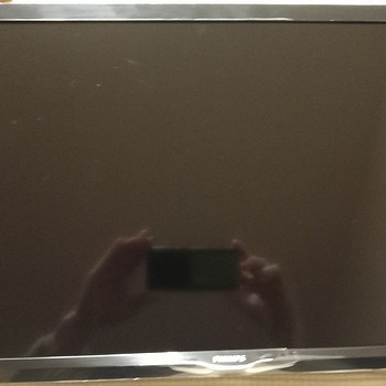 PHILIPS 24" uus+seinakinnitus