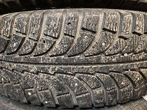 225/65/R17 Naastrehvid GT Radial Champiro IcePro SUV (5 foto / 5)
