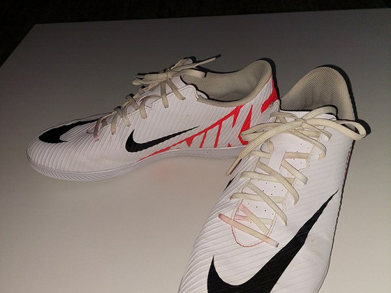 NIKE MERCURIAL VAPOR 15 CLUB IC