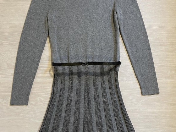 Платье Esprit (трикотажное платье) 38