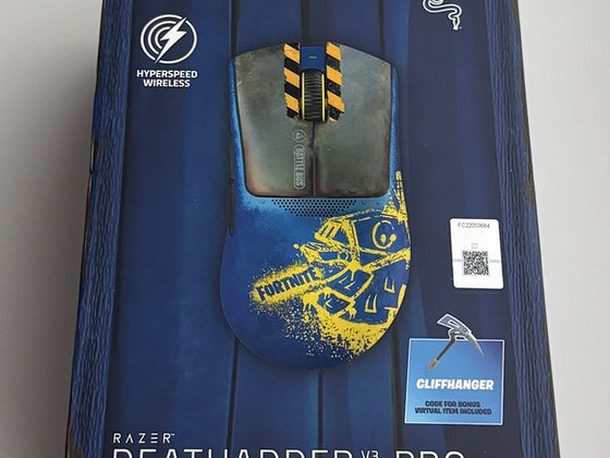 Razer DeathAdder V3 Pro Fortnite Edition