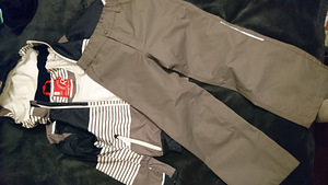 Püksid ja jope REIMA ning müts ADIDAS (1 foto / 6)