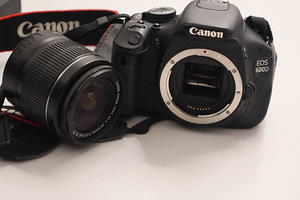 Canon 600d (3 foto / 6)