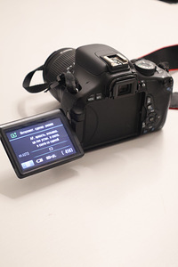 Canon 600d (4 foto / 6)