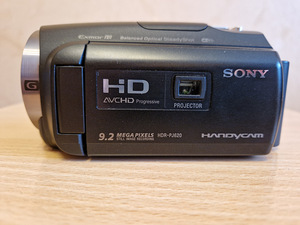 Sony HDR-PJ620 видеокамера (1 фото из 5)