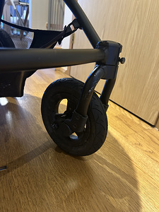 Коляска Bumbleride Era черная (2020 г) (5 фото из 10)