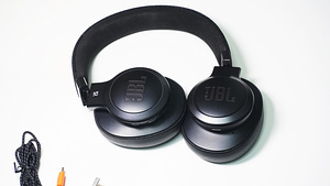 JBL Live 660NC (черные) (5 фото из 5)
