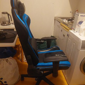 Mängutool DxRacer Prince P132-NB (4 foto / 6)