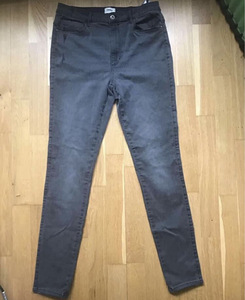 Only джинсы xl (1 фото из 2)