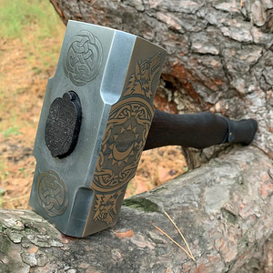 Ручной молоток "THOR" (1 фото из 4)