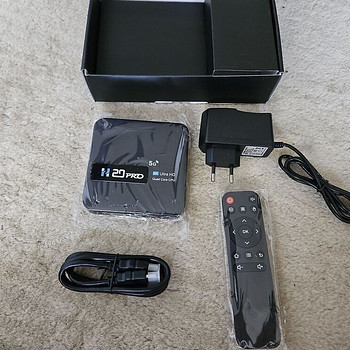 Новый TV Box Android 10.0 Wi-Fi Ram 2Gb ROM 16Gb