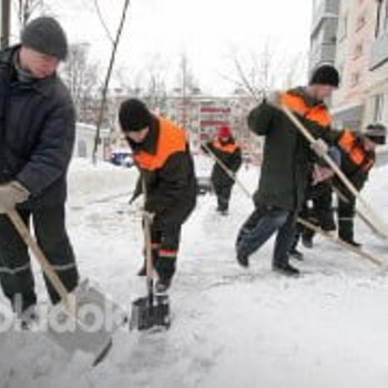 Уборка снега