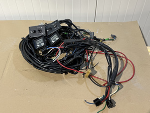 Volvo Penta trimmi kellad ja komplektne juhtmestik (1 foto / 4)