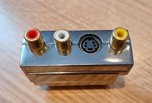 Adapter RCA-SCART-RCA (1 foto / 3)