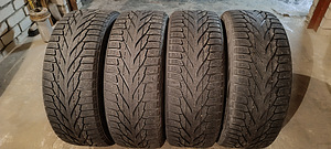 Nokian Hakkapeliita R2 SUV 106R шипованные шины (1 фото из 3)