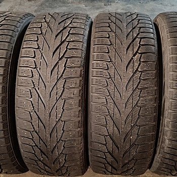 Nokian Hakkapeliita R2 SUV 106R Lamellrehvid
