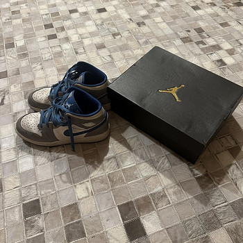 Nike AirJordan tossud poisile