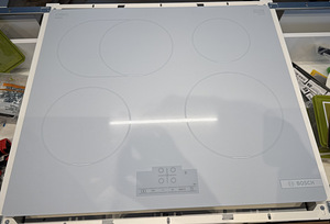 UUS! Sisseehitatud induktsioonpliit Bosch PIF612BB1E (4 foto / 4)