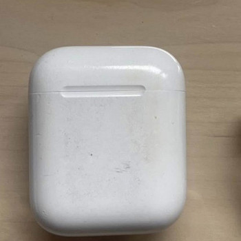 Чехол для AirPods
