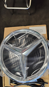 LED эмблема MB W166 (1 фото из 3)