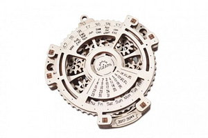 Ugears Kalender конструктор (1 фото из 3)
