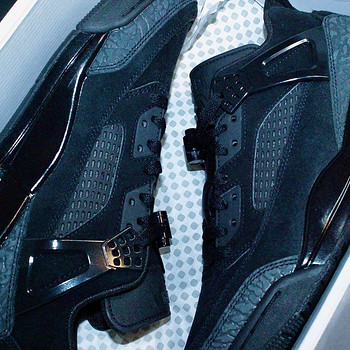 Jordan Spizike Low