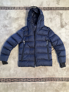 Meeste talvejope Moncler suurus M (1 foto / 3)