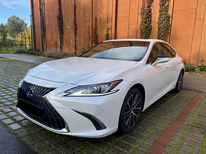 BOLT AUTORENT LEXUS ES300H HYBRID+LPG PREMIUM (9 foto / 10)