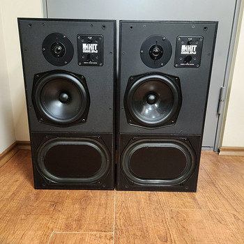 KEF Model 104 AB HiFi Loudspeaker System