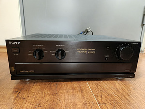 Sony TA-F570ES Integrated Stereo Amplifier  (1 foto / 4)