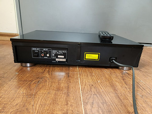Sony CDP-770 HiFi Compact Disc Player  (3 фото из 3)