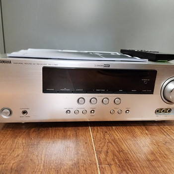 Yamaha RX-V367 Audio Video Receiver 