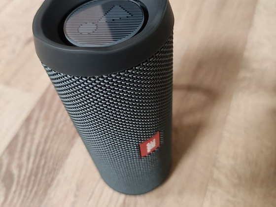 JBL Flip Essential 2
