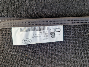 Оригинальные коврики Ford Mondeo mk V (2 фото из 4)