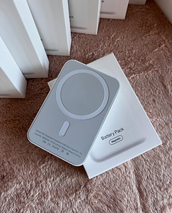Магнитный Battery Pack (1 фото из 2)