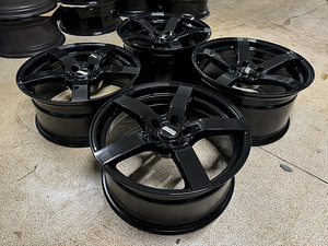 19" Nitro erilaiad veljed 5x120 (1 foto / 7)