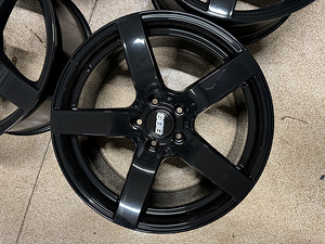 19" Nitro erilaiad veljed 5x120 (5 foto / 7)