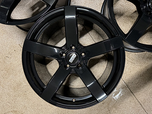 19" Nitro erilaiad veljed 5x120 (6 foto / 7)