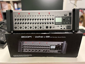 Zoom LiveTrak L-20R (1 foto / 2)