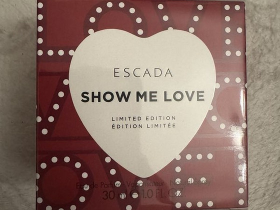 Парфюм Escada