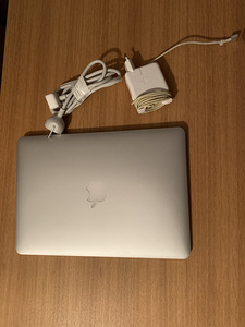 2015 MacBook Air (7 фото из 7)