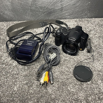 Panasonic Lumix DMC-FZ