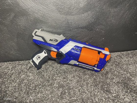 Nerf N-Strike Strongarm