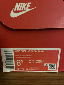 Кроссовки Nike р.42 (3 фото из 3)
