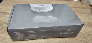 RUCKUS MediaFlex 2825, беспроводной мультимедийный маршрутизатор (1 фото из 4)