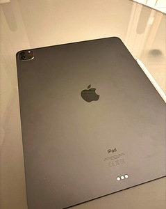 iPad (3 фото из 4)