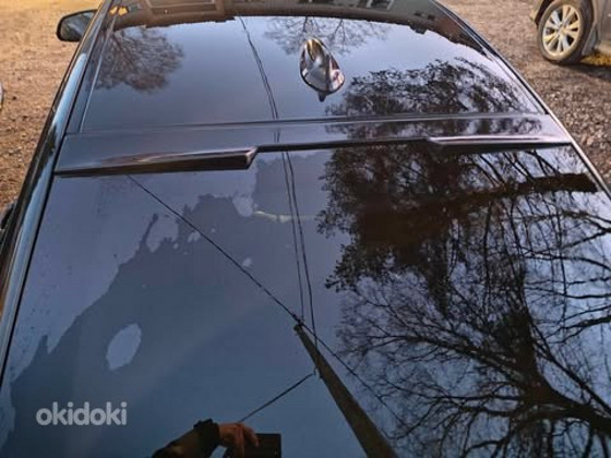 Спойлер стекла задней двери BMW F36
